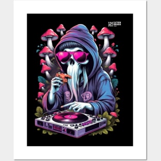 Techno T-Shirt - Psychedelic Ghost - Catsondrugs.com - Techno, rave, edm, festival, techno, trippy, music, 90s rave, psychedelic, party, trance, rave music, rave krispies, rave flyer T-Shirt Posters and Art